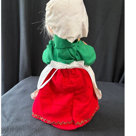 Annalee Mrs. Santa Baking Doll 2008, 13 inch - Picture 4 of 5